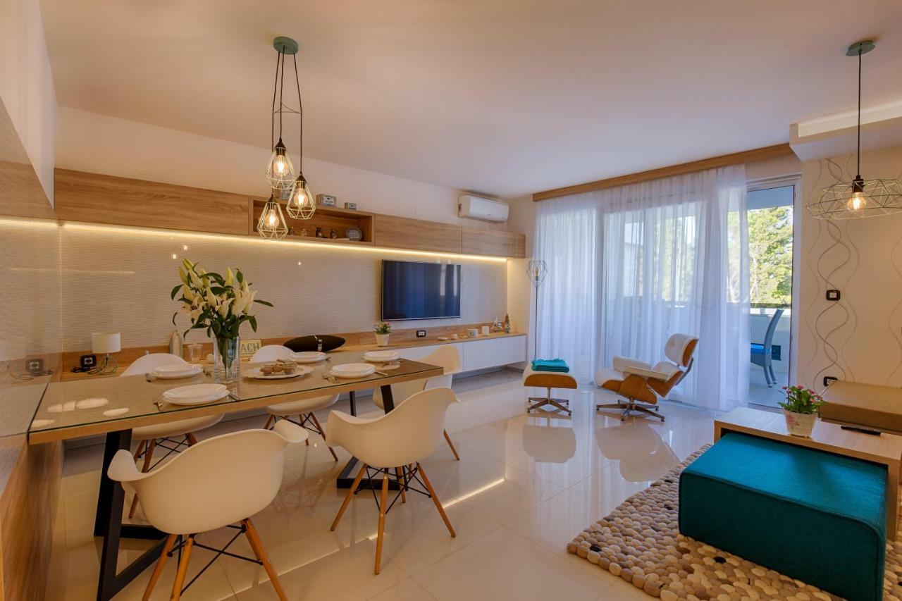 Deluxe New Apartments - Few Steps From The Beach - Luxury Holiday With Style - By Traveler Tourist Agency Krk Đảo Krk Ngoại thất bức ảnh