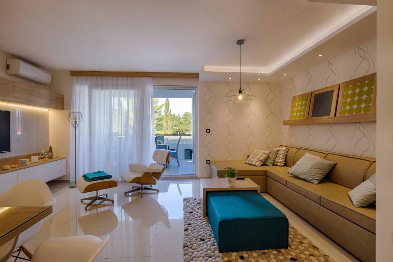 Deluxe New Apartments - Few Steps From The Beach - Luxury Holiday With Style - By Traveler Tourist Agency Krk Đảo Krk Ngoại thất bức ảnh