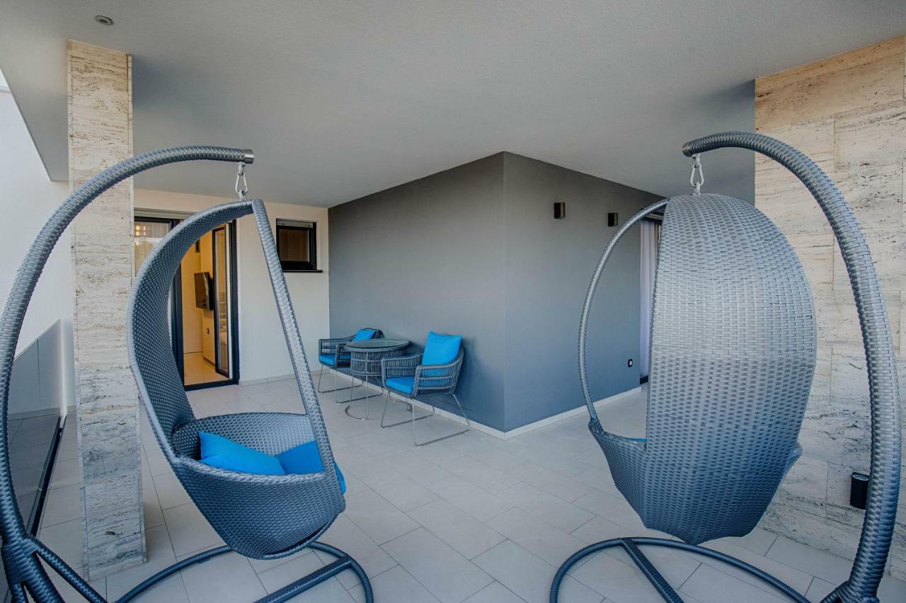 Deluxe New Apartments - Few Steps From The Beach - Luxury Holiday With Style - By Traveler Tourist Agency Krk Đảo Krk Ngoại thất bức ảnh