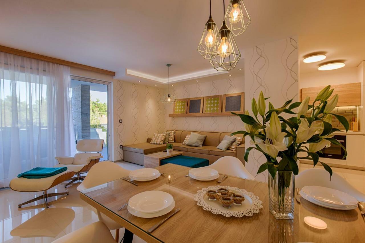 Deluxe New Apartments - Few Steps From The Beach - Luxury Holiday With Style - By Traveler Tourist Agency Krk Đảo Krk Ngoại thất bức ảnh